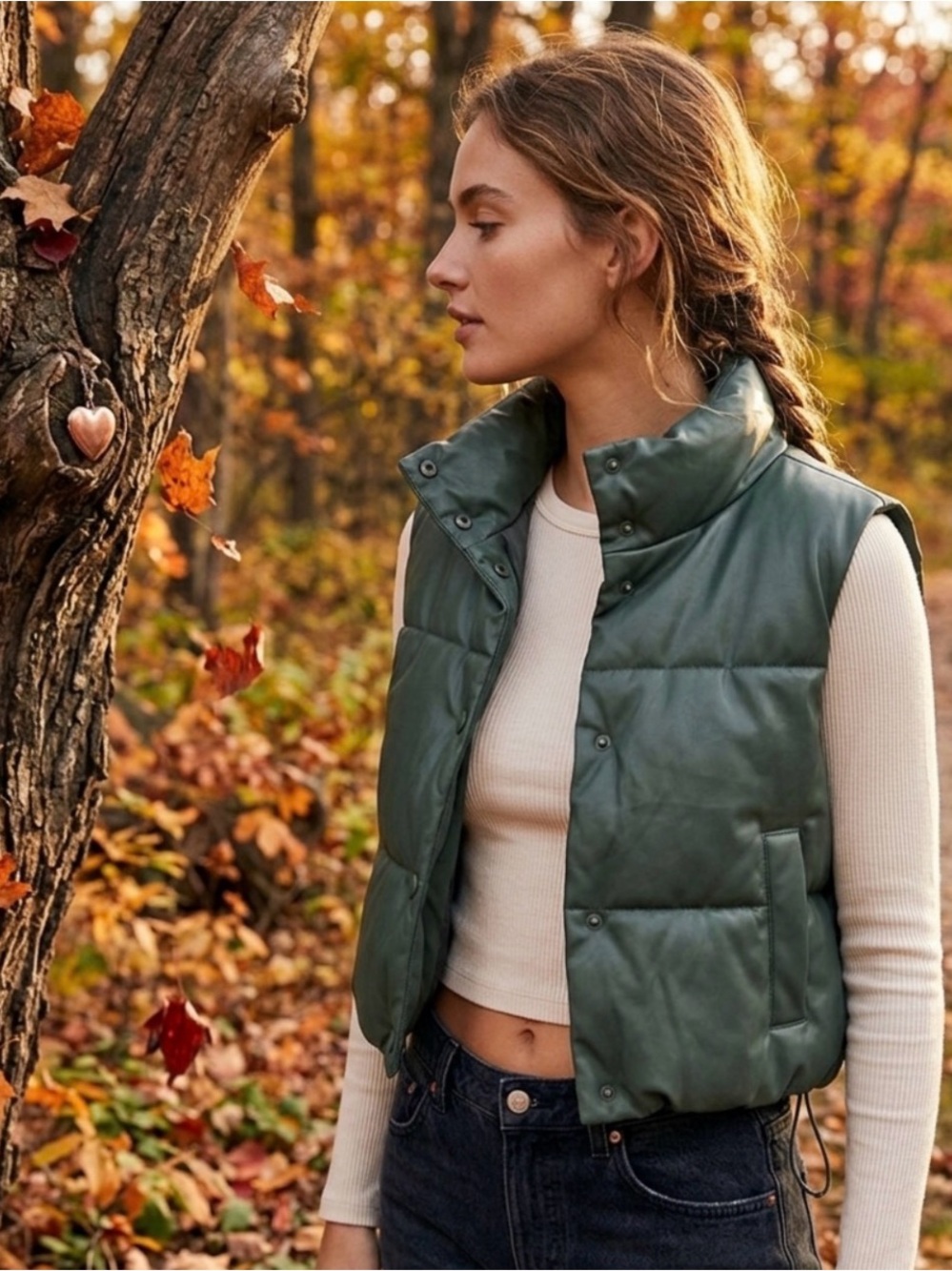 LOVE TREE Sleeveless Cropped Puffer Vest in Deep Green Satin Shiny Finish Sz M